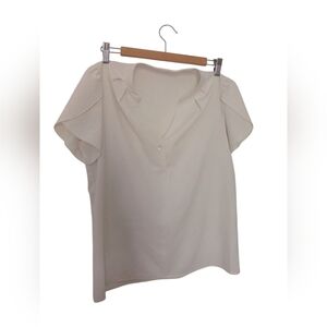 🏷 White Top – Medium Size 🤍